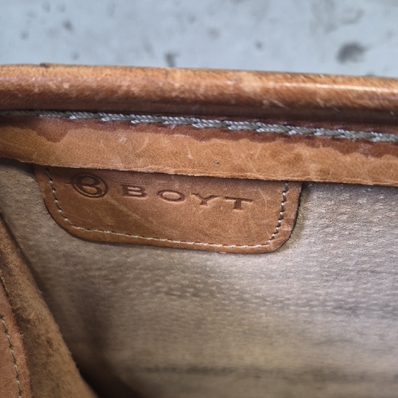 Classic Brown Leather Men's Briefcase - Picture 16 of 16